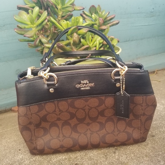 Bag - Picture 1 of 4